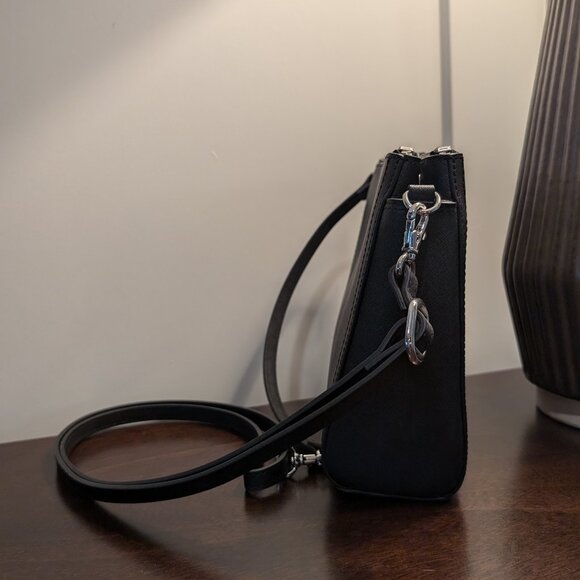 Lo & Sons Crossbody Bag - The Pearl - Picture 4 of 12